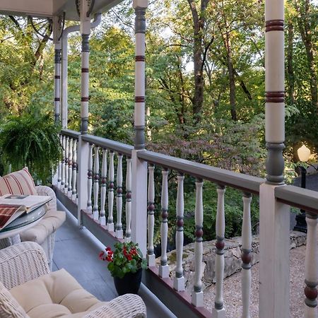 Arsenic And Old Lace Bed & Breakfast Inn Eureka Springs Zewnętrze zdjęcie